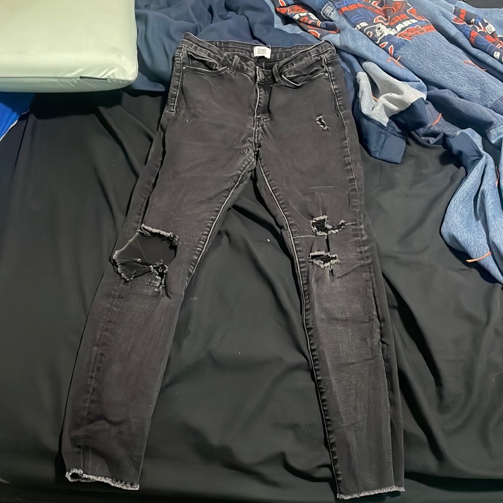 Selling jeans that have may be been wearing twice
